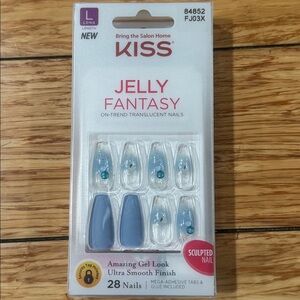 Kiss Sculpted Nails in Blue and Clear